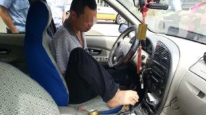 160 000 kilométert vezetett kar nélkül