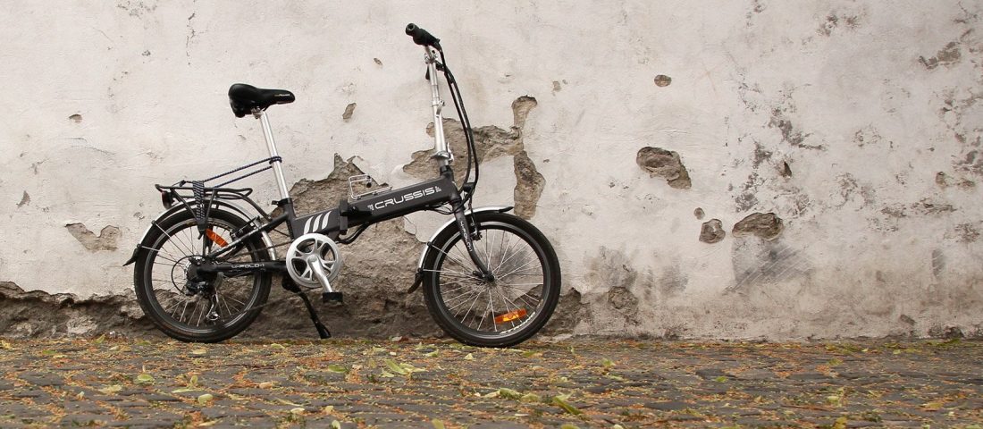 Camping bringa villanymotorral