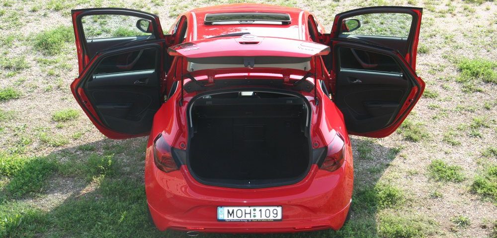 Bréking! Szépséges ötajtós Astra!