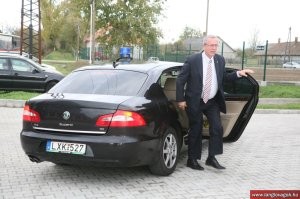 Balhé a vezetők autózásából a katasztrófavédelemnél