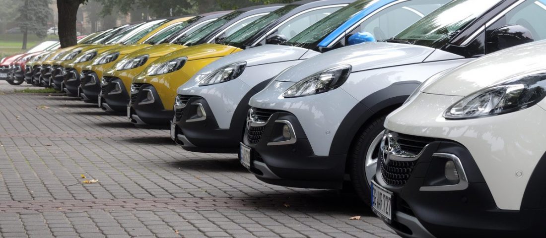 Kis Opel terepgúnyában