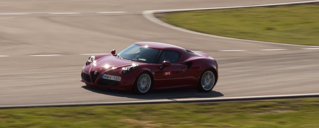 A legmenőbb Alfa milliós kaucióval