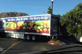 Fát döntött a női kamionos