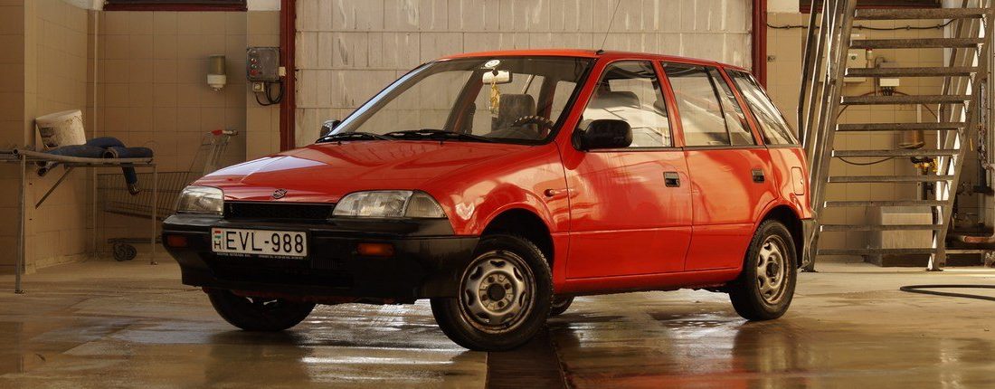 Régi Suzuki Swift automatával: a legpuritánabb luxus