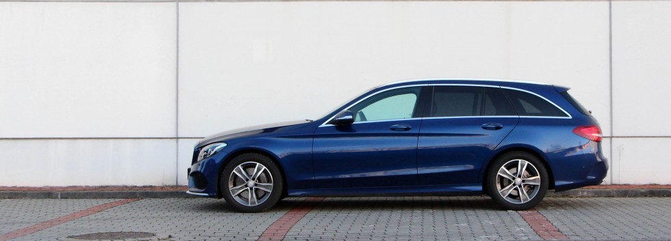 22 millióért ezt tudja ma egy kombi Mercedes