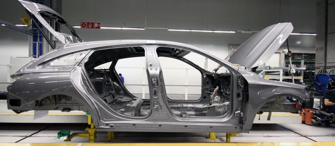 Nagyobb feneket kerítettek a Mercedes CLA-nak