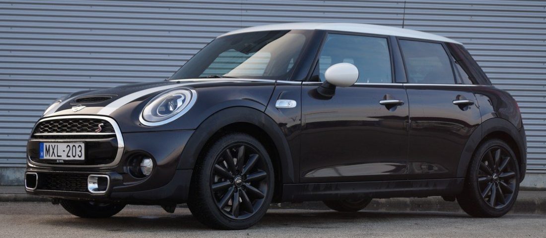 Ennyi ajtóval mennyire marad MINI a MINI?