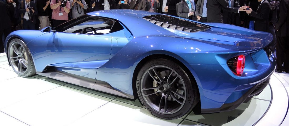 Hollywood is sorban áll a Ford Ferrarijáért