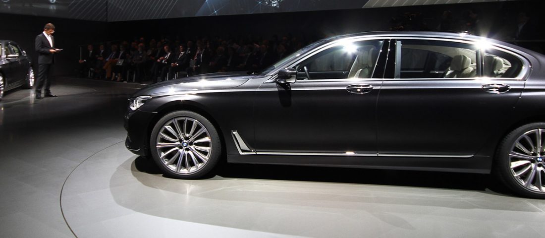 Már beszélhetünk róla: Új 7-es BMW