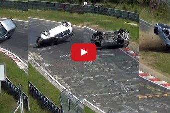 Civil autós ritkán borul ekkorát