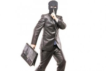 Női sofőröket vert át a budapesti kamu-autószerelő