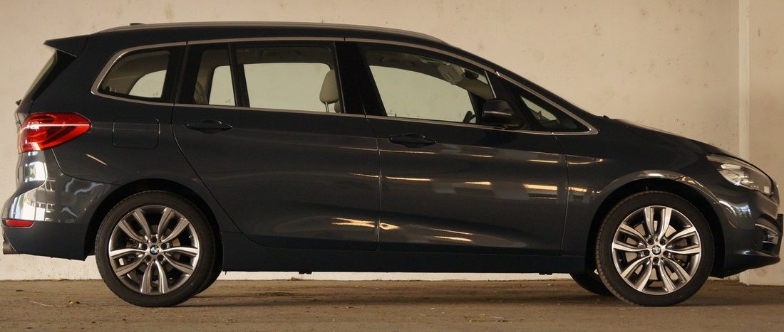 Hétszemélyes BMW egyterű; beleborzongok, ahogy ezt leírom