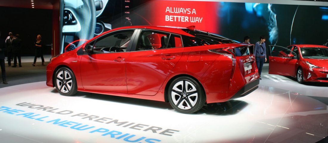 Radikális váltás az új Toyota Prius