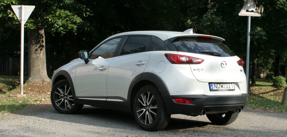Teszt: Mazda CX-3 2.0 G150 Revolution Top AWD AT