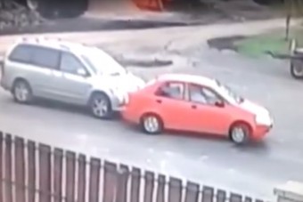 Egy magyar autós zseniális üzenete