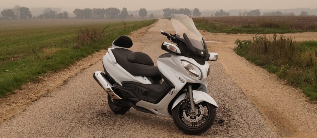 Teszt: Suzuki Burgman 650 Executive – 2015