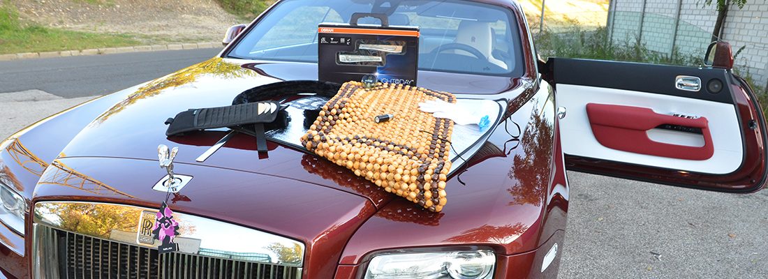 10 dolog, ami emberiség elleni bűntett egy Rolls-Royce-ban