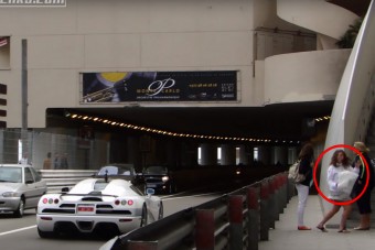 Ez a nő megrémült, nem kicsit, nagyon