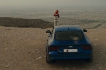 Rövidtávfutóval versenyzett az Audi RS7, nem találod ki, melyik győzött