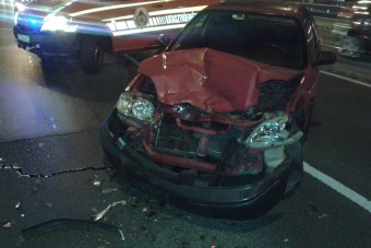 Durva baleset a Petőfi hídon, óriási dugó, lezárták a hidat