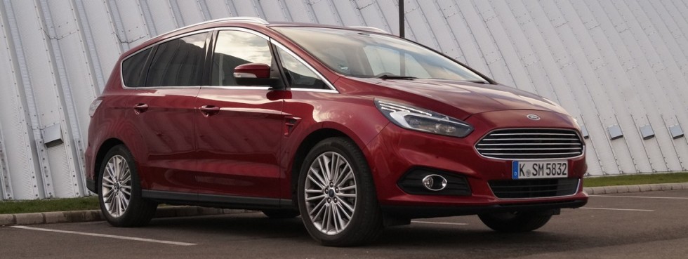 Teszt: Ford S-Max Titanium 2.0 TDCi – 2015