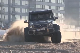 Így lesz igazi játékszer a hatkerekű Mercedes