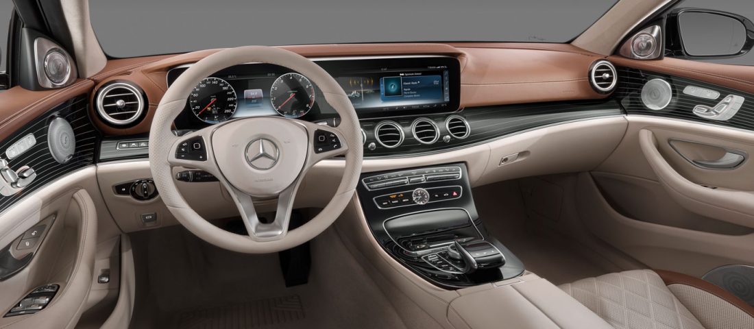 Beültünk a jövő luxusautójába