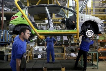 Szigorúbb szabályozás az autógyártók ellenőrzésére