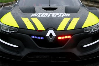 Ilyen rendőrautó még Dubajban sincs!